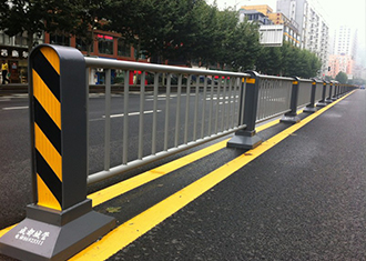 四川成都道路防撞護欄