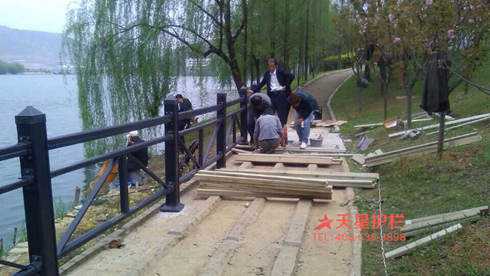 河道安全防護欄